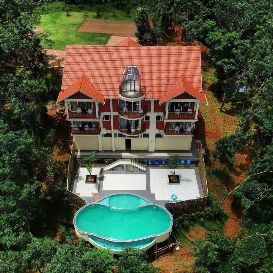 Serene Crest Resort Mananthavady Exteriör bild