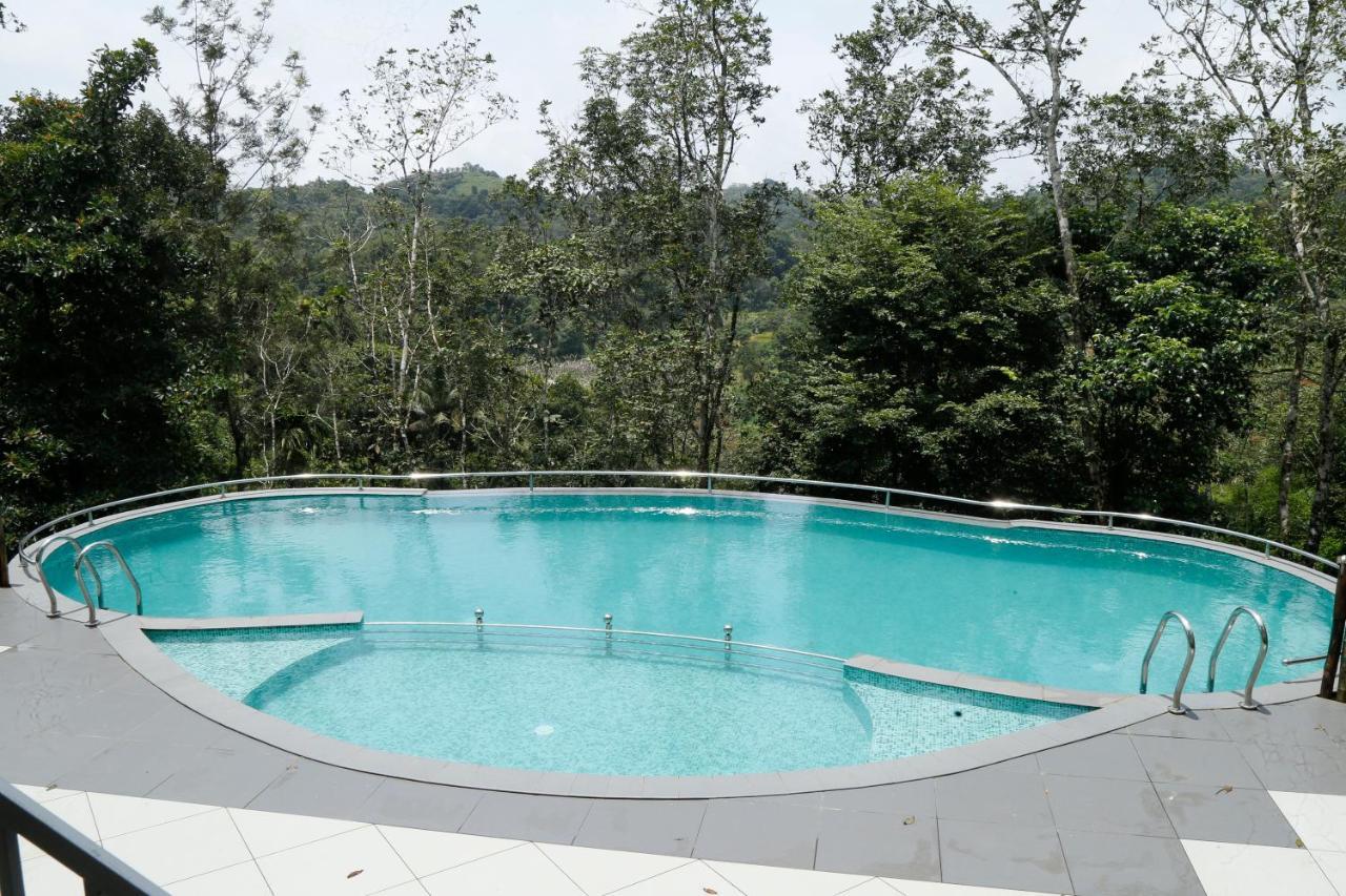 Serene Crest Resort Mananthavady Exteriör bild